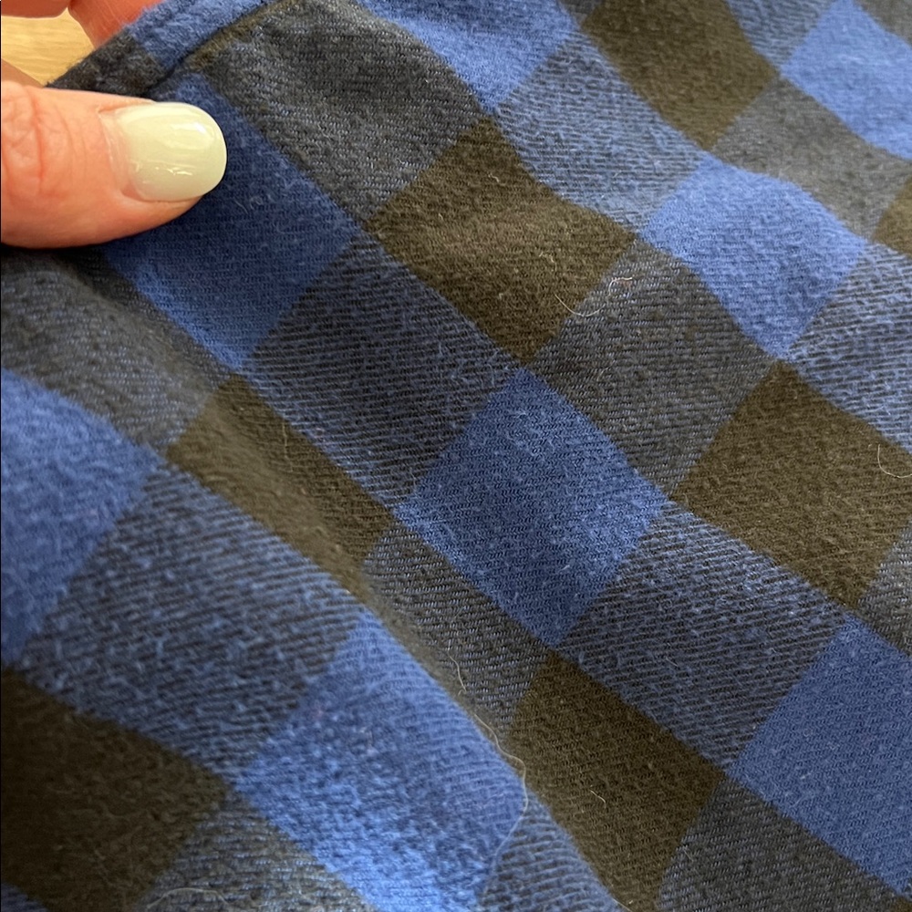 Uniclo Buffalo Plaid Shirt - Picture 3 of 5